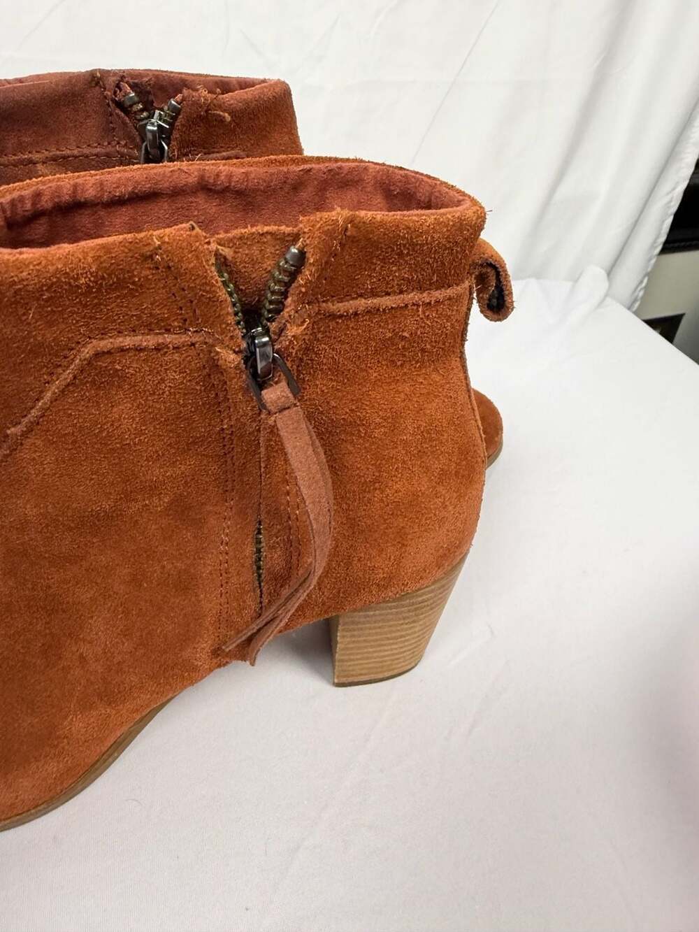 TOMS Lunata Suede Fringe Block Heel Ankle Booties - Picture 3 of 8